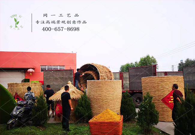 山西稻草工藝品草雕糧倉發(fā)貨